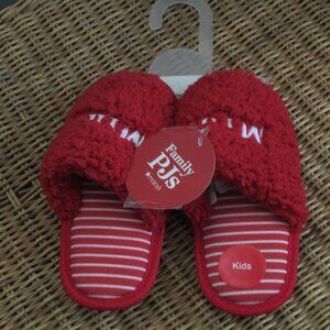 NWT/Macy's Mini Red Kids Slippers - Small ~ Size 4-5